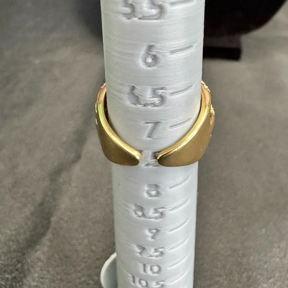 bran new with tage sz 7.5 adjustable Eye Candy gold ring - Picture 3 of 4